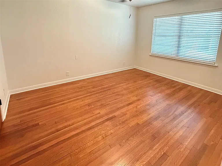 922 Hector Ave — Photo 25