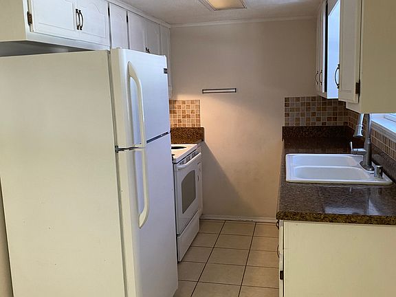 5th image of 2606 E Kantz Dr