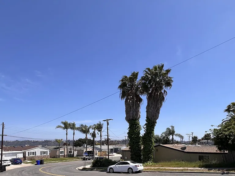 7312 Volta Ct — Photo 37