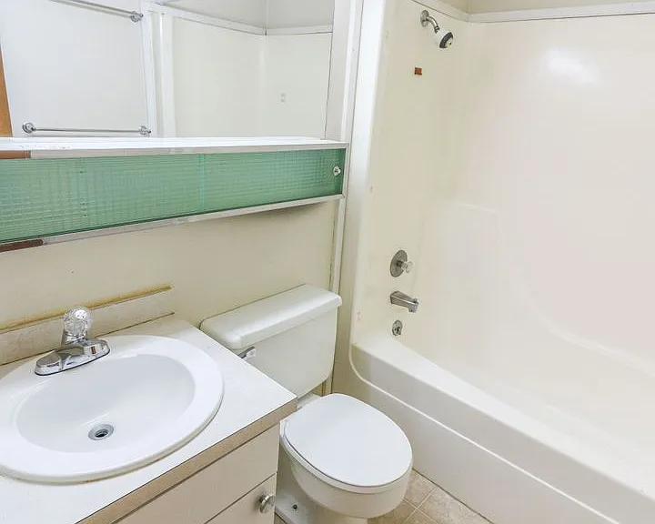 1500 McCain Ln — Photo 11