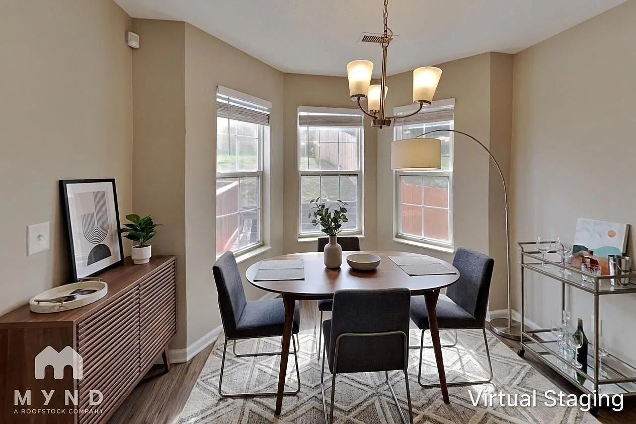 3 bed, 2.5 bath, 1688 sqft, $2,299 — Photo 3