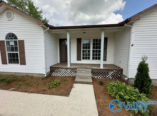 4884 Martling Rd, Albertville, AL 35951