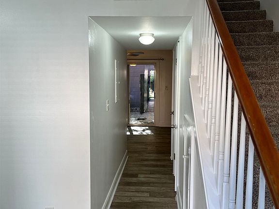 5th image of 710 N Gadsden St