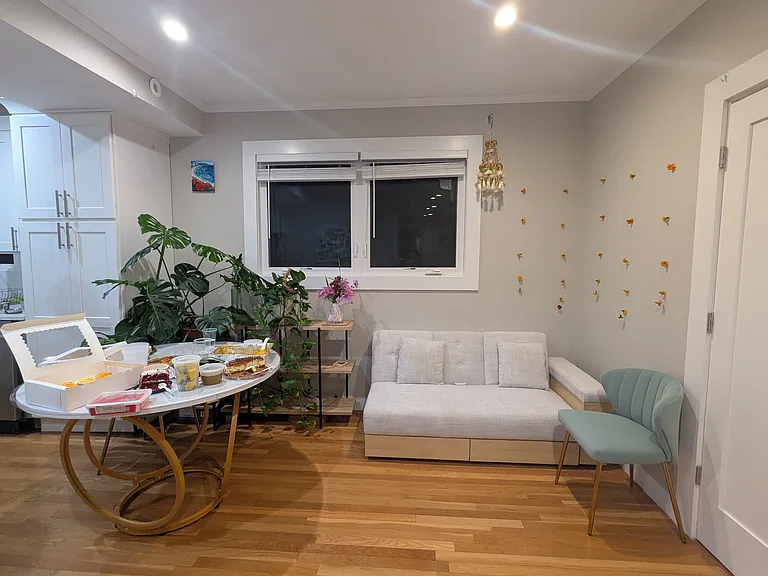 44 Worley St #2 — Photo 5