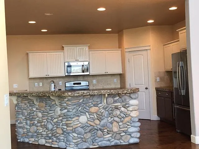 24440 Sparrow Rd — Photo 7