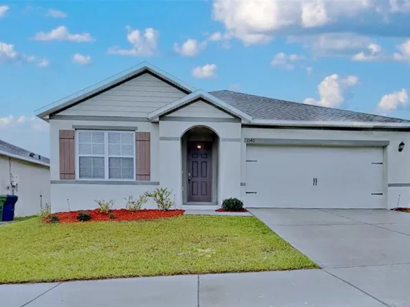 1040 Cambridge Dr, Winter Haven, FL 33881