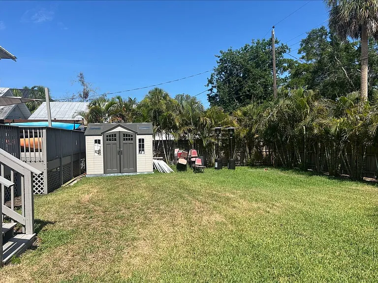 427 E Tarpon Ave #5 — Photo 32