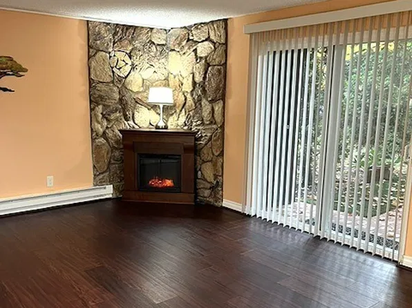7209 224th St SW APT P5, Edmonds, WA 98026