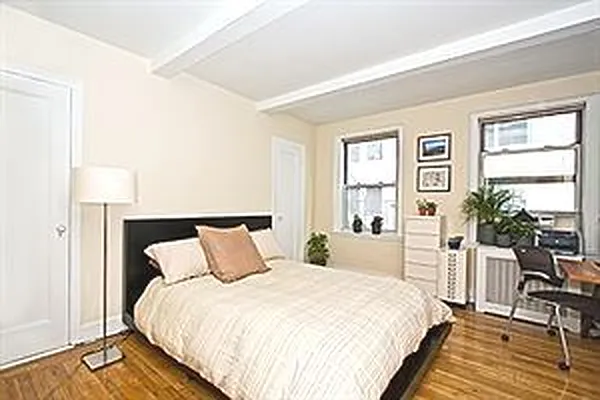 Rented by Douglas Elliman | media 4