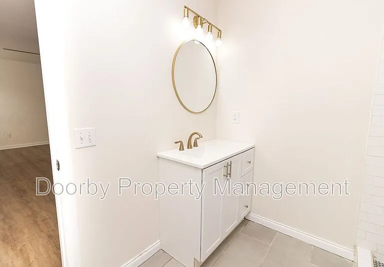 2310 Cushman St — Photo 12