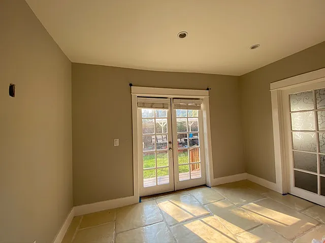2145 Beachwood Ter — Photo 3