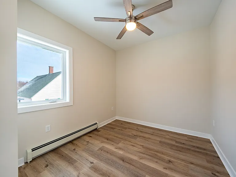 404 W Baraga Ave #B — Photo 9