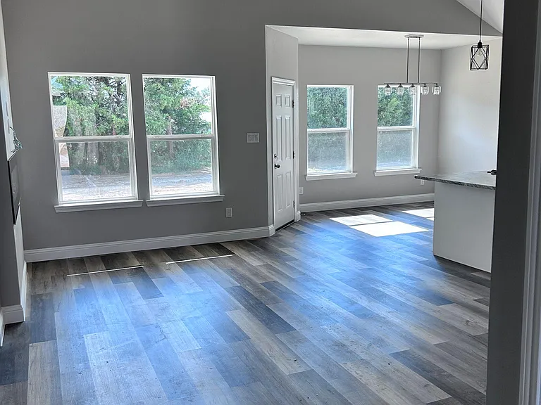 238 Marianne Cir — Photo 12
