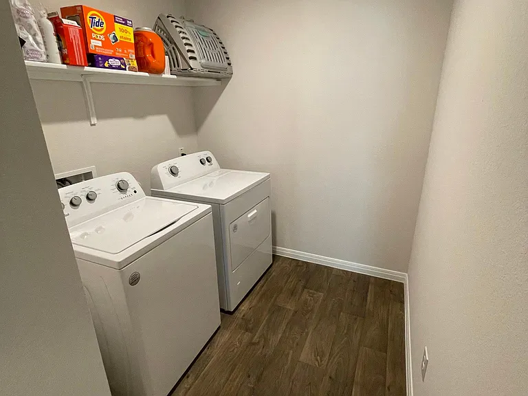 226 Evergreen Sumac Loop — Photo 36
