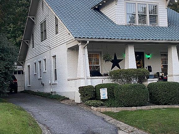 2nd image of 309 5th St