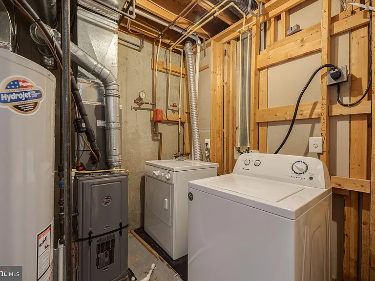 5821 Pearson Ln — Photo 20