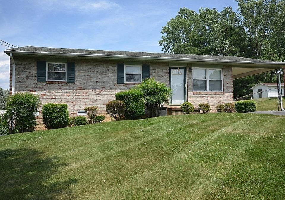 1st image of 4012 Sanford Dr