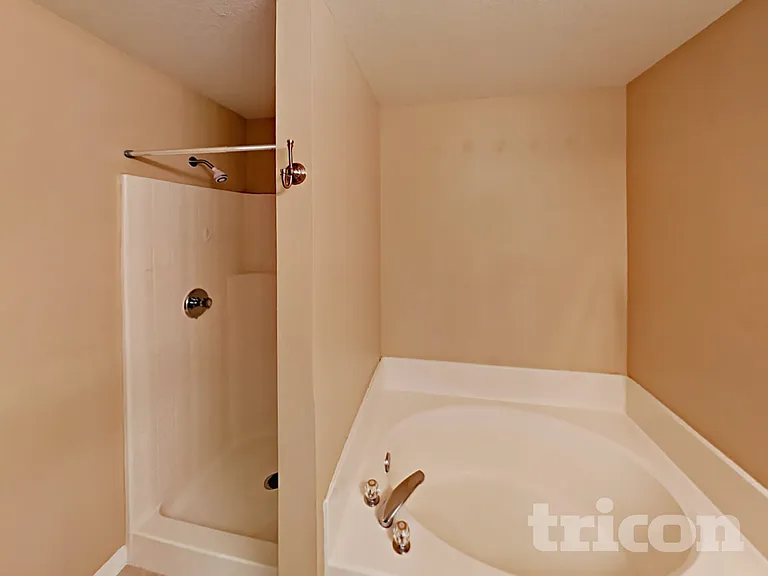 1078 Woodson Hammock Cir — Photo 12