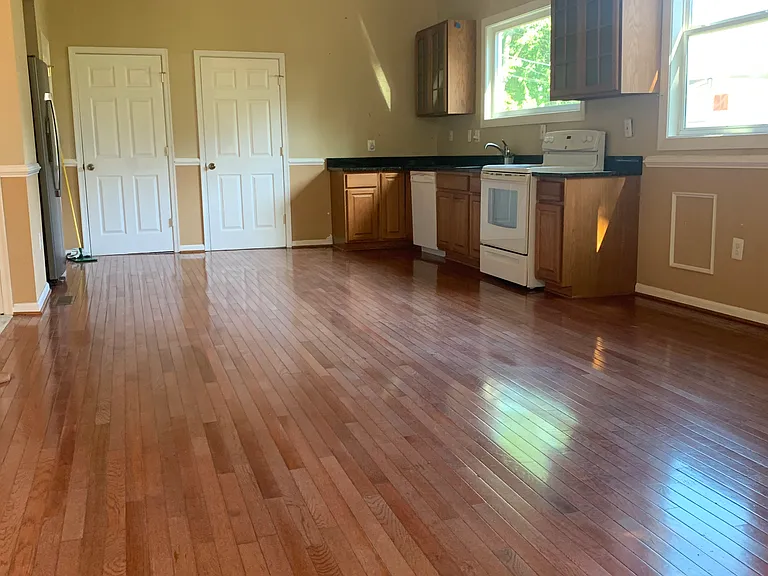 211 Aquahart Rd #B — Photo 5