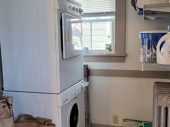 2nd image of 20 Hill St #1