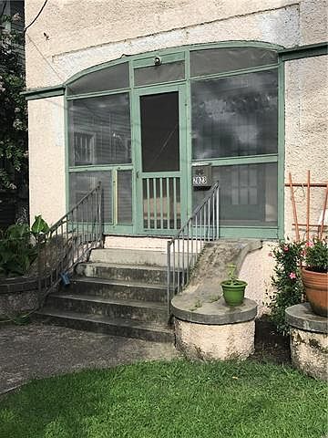 1st image of 2023 Broadway St