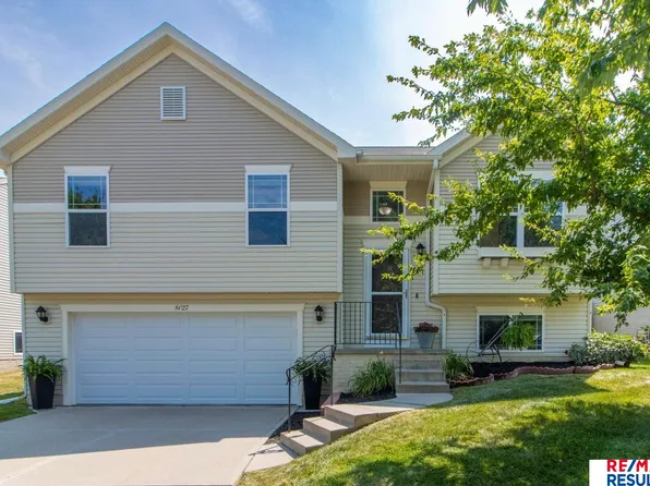 8027 N 147th St, Bennington, NE 68007