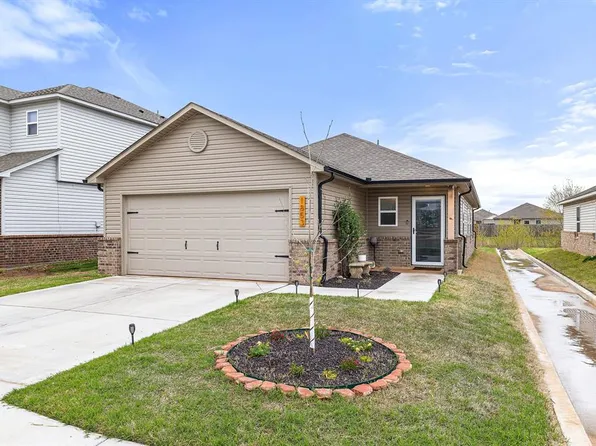 1853 Easton Ln, Oklahoma City, OK 73127