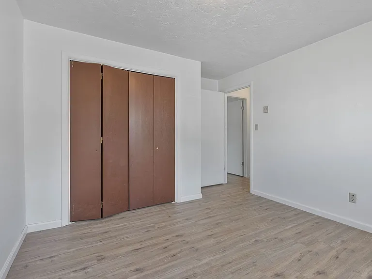 1524 Laprele St #1-4 — Photo 12