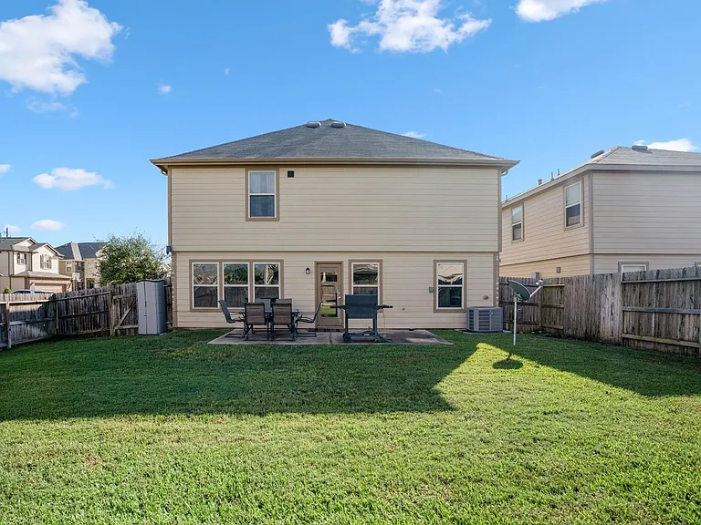 18802 Bailey Oaks Ln — Photo 20