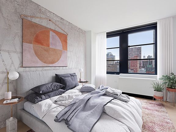 5th image of 515 W 38th St APT 10L