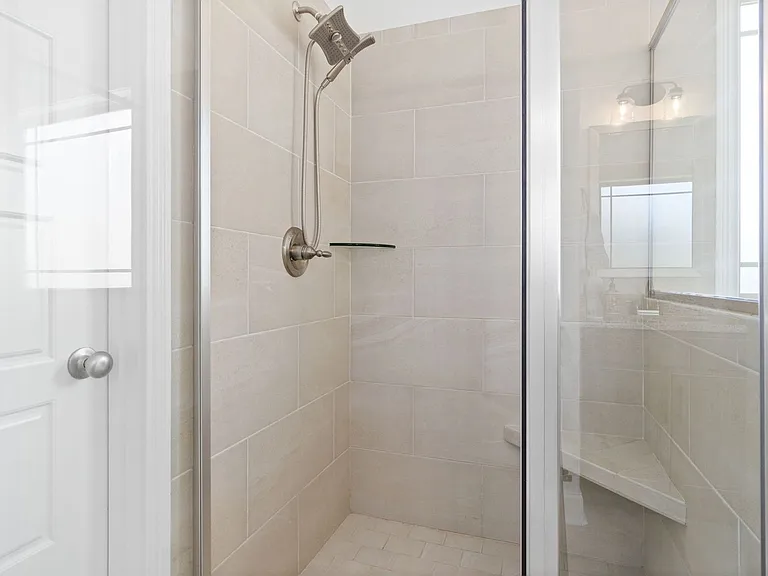 516 Bowden Dr — Photo 18