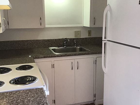 2nd image of 1417-1443 NW Highland Dr #Hgh-1429