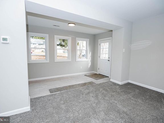 5th image of 2106 Louisa Ave