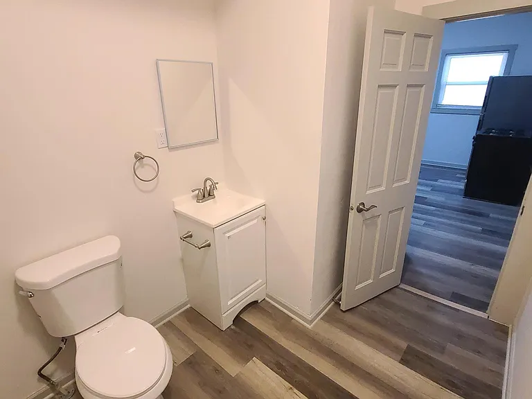 803 Hamilton St #L — Photo 10