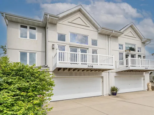 308 East Haven DRIVE #A, Watertown, WI 53094