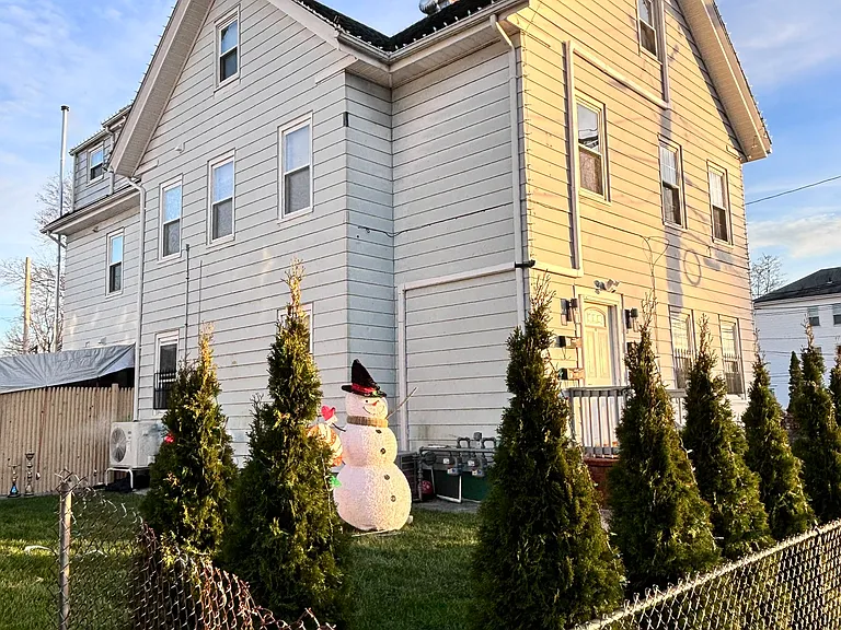 12 Pine St #2 — Photo 20