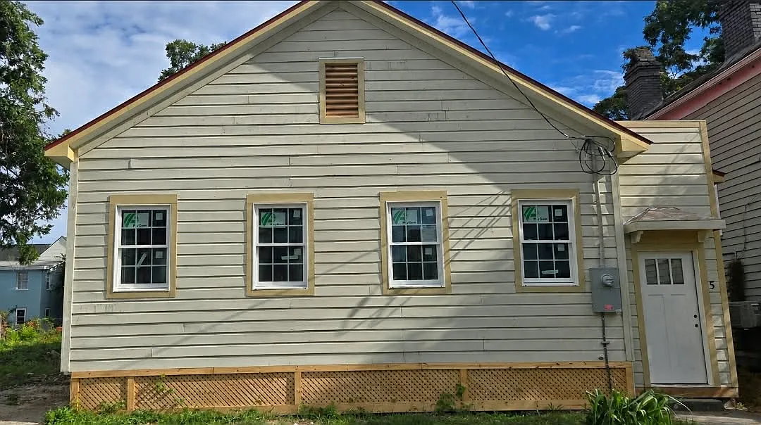 4 bed, 1775 sqft, $4,995 — Photo 1