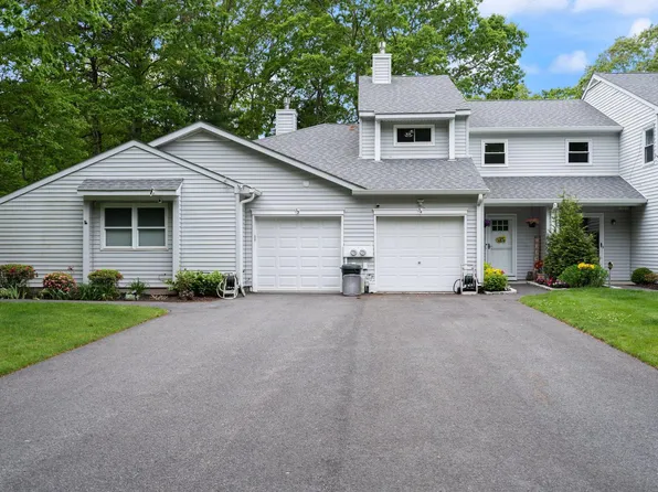 54 Cobbleridge Lane, Manorville, NY 11949