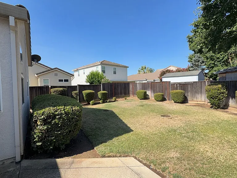 9748 Cervelli Way — Photo 5