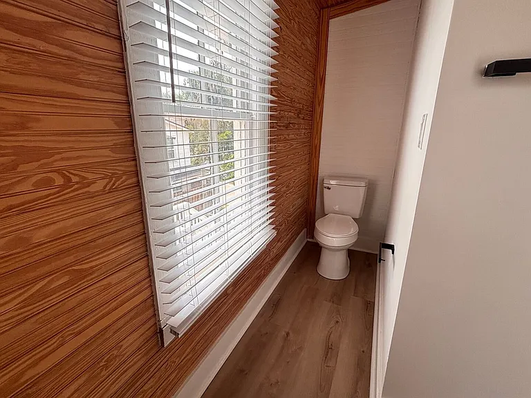 30 Sanford St — Photo 17