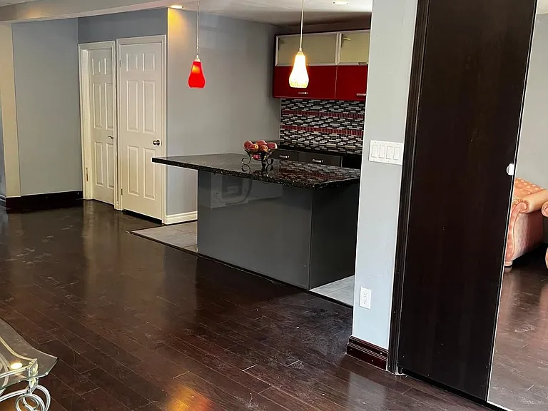44 Romulus Dr — Photo 6