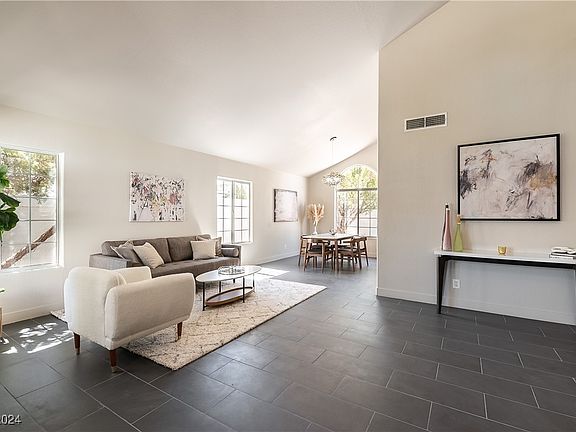 3rd image of 9709 Quail Springs Ct