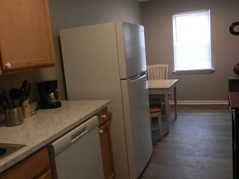 213 N Ann St — Photo 8