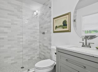 4864 Leeds Ct, Dunwoody, GA 30338
