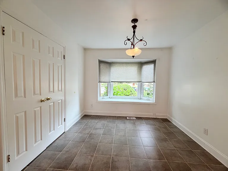 15 Treaty Dr — Photo 4
