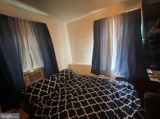 2109 Tasker St, Philadelphia, PA 19145