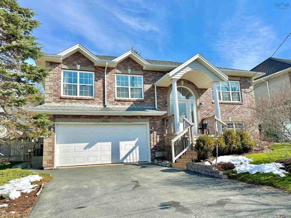 481 Portland Hills Dr, Dartmouth, NS B2W 6P1