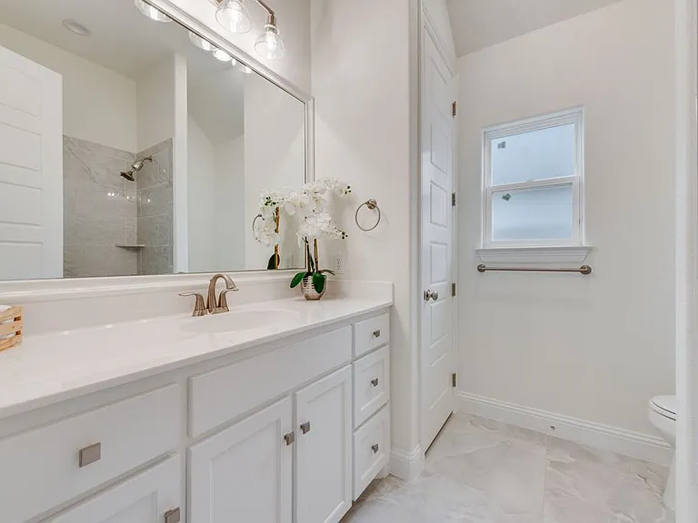 1424 Silent Springs Dr — Photo 15