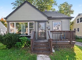 2824 Kenmore Rd, Berkley, MI 48072