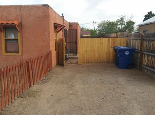 222 Mescalero Rd NW APT B, Albuquerque, NM 87107